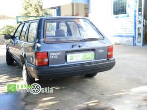 Image 6/10 of Ford Escort 1.3 Turnier (1989)