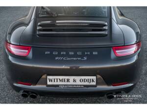 Afbeelding 14/38 van Porsche 911 Carrera 4S (WLS) (2012)