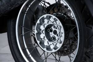 Bild 11/50 von BMW DUMMY (2001)