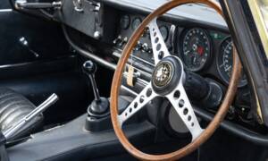 Image 4/40 de Jaguar Type E 4.2 (1966)