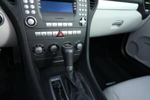 Bild 42/50 von Mercedes-Benz SLK 280 (2005)