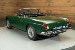 Image 16/19 de MG MGB (1966)