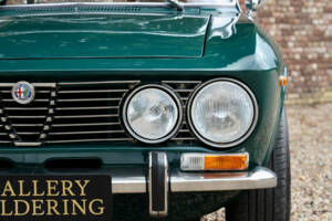 Image 14/50 of Alfa Romeo 2000 GTV (1973)