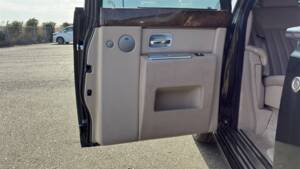 Image 26/44 of Rolls-Royce Phantom VII (2004)