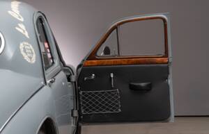 Bild 17/37 von Jaguar 3,4 Liter (1958)