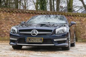 Immagine 13/50 di Mercedes-Benz SL 63 AMG (2012)