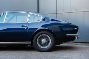 Image 11/50 de Aston Martin DBS Vantage (1969)