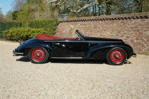 Afbeelding 18/50 van Alfa Romeo 6C 2500 Sport (1939)