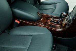 Immagine 46/50 di Maybach 62 (2004)