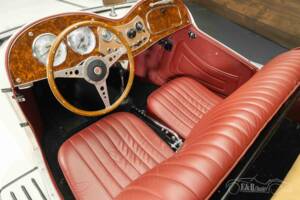 Image 18/19 of MG TD (1953)