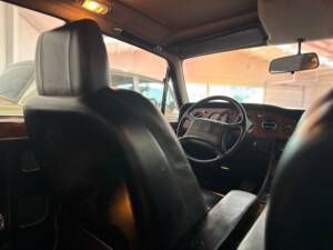 Image 15/37 of Bentley Turbo R (1989)