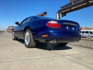 Immagine 20/24 di Jaguar XKR (2002)