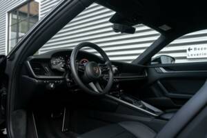 Image 20/30 of Porsche 911 Carrera (2022)