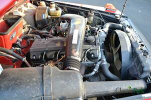 Image 47/50 of Mercedes-Benz 200 GE (SWB) (1987)