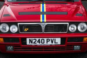 Image 13/50 of Lancia Delta HF Integrale Evoluzione II (1995)