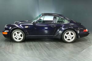 Immagine 8/50 di Porsche 911 Carrera 4 (1993)