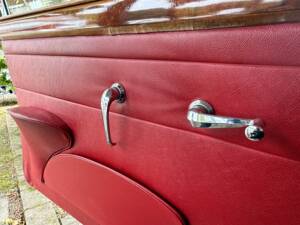 Bild 23/34 von Jaguar Mk II 2.4 (1961)