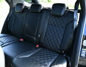 Image 47/49 of Mercedes-Benz ML 63 AMG (2013)