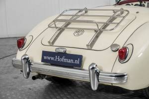 Image 26/50 of MG MGA 1500 (1958)