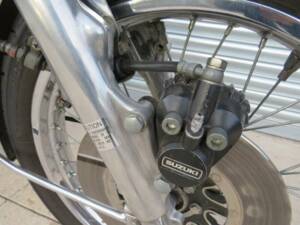Image 32/42 of Suzuki GT 500 (1976)