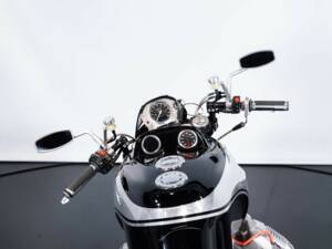 Imagen 37/50 de Moto Guzzi Daytona RS (1998)