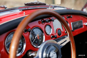 Image 32/43 of MG MGA 1600 (1960)