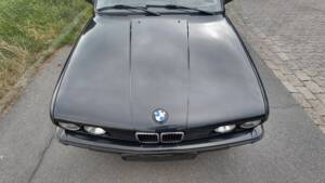 Immagine 7/53 di BMW 320i (1989)