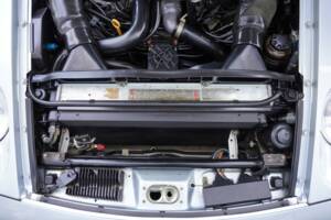 Image 21/50 of Porsche 928 GTS (1993)