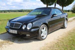 Bild 1/42 von Mercedes-Benz CLK 430 (2002)