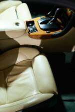 Bild 27/34 von Aston Martin DB 7 Vantage (2000)