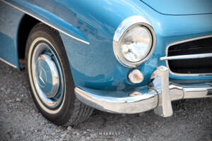 Image 12/58 de Mercedes-Benz 190 SL (1962)