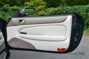 Imagen 29/50 de Jaguar XK8 4.0 (1998)