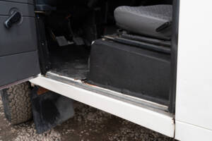 Bild 21/98 von Land Rover Defender 110 Td5 (1999)