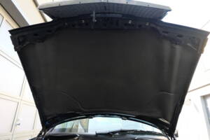 Image 49/63 of Mercedes-Benz 300 CE (1991)