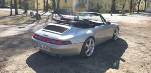 Image 7/116 of Porsche 911 Carrera (1997)