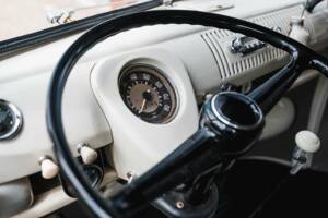 Image 41/50 of Volkswagen T1 camper (1966)