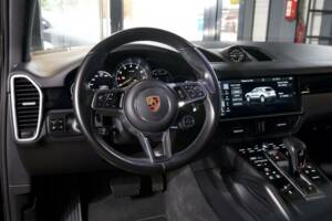 Image 3/17 of Porsche Cayenne E-Hybrid (2018)