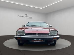 Image 4/23 of Jaguar XJ-S V12 (1990)