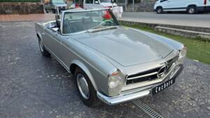 Image 3/26 de Mercedes-Benz 280 SL (1970)
