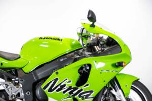 Obraz 32/50 pojazdu Kawasaki Ninja 750 ZX-7R (1999)
