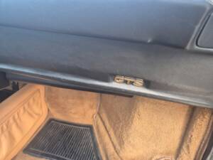 Afbeelding 14/15 van Ferrari 328 GTS (1986)