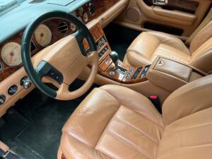 Image 33/64 of Bentley Arnage Red Label (2004)