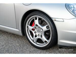 Afbeelding 41/45 van Porsche 911 Carrera 4S (2006)