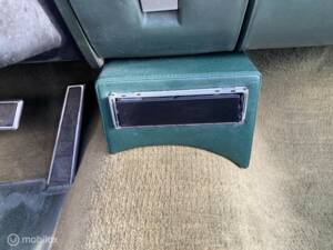 Bild 38/50 von Lincoln Continental Convertible (1966)