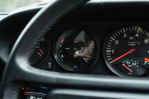 Image 36/67 of Porsche 911 Turbo 3.3 (1987)