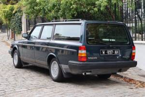 Immagine 13/51 di Volvo 245 Super Polar (1993)