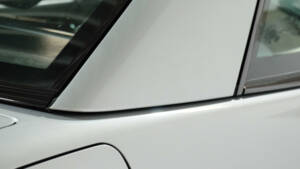Image 13/38 of Mercedes-Benz 300 SL (1990)