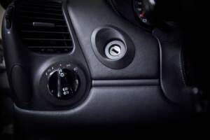 Image 76/98 of Porsche 911 Turbo (2000)