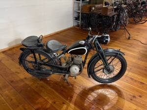 Image 4/16 de Puch 125 T (1900)