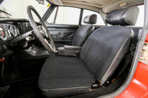 Bild 14/50 von MG MGB GT (1975)